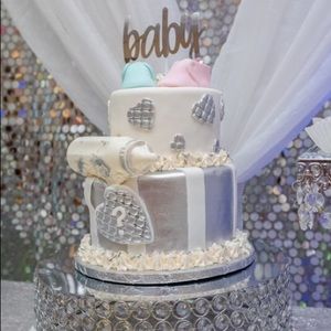 Meet your Posher, Linda